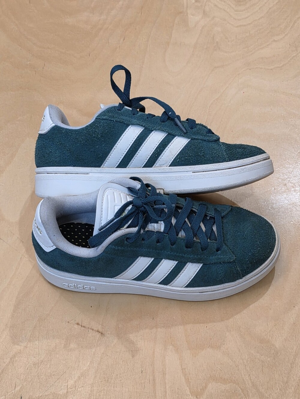 ADIDAS Grand Court Alpha Sneakers Women's Size 6 Green Suede Stripe ID8853